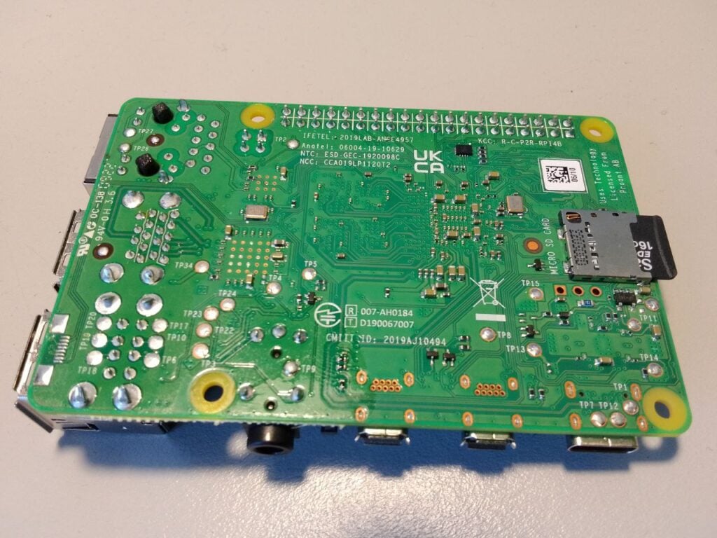 Le Raspberry Pi 4 4Go kit complet est enfin de retour à seulement